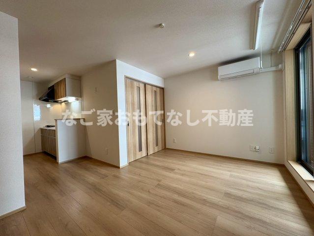 居室・リビング　※同タイプ写真