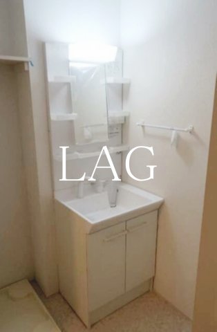 洗面設備　洗面台です。