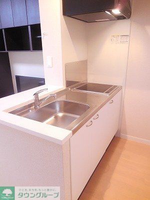 キッチン　IHヒーターと電気コンロ付き