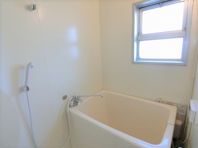 バス・シャワールーム　※別のお部屋の写真になります