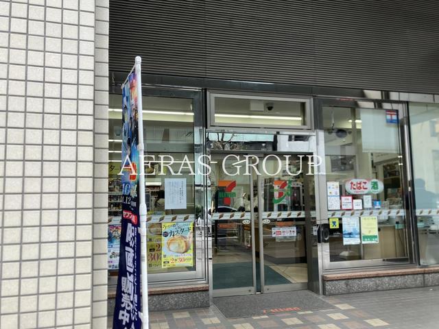 コンビニ　セブン-イレブン 横浜鶴屋町２丁目店（コンビニ）まで396m
