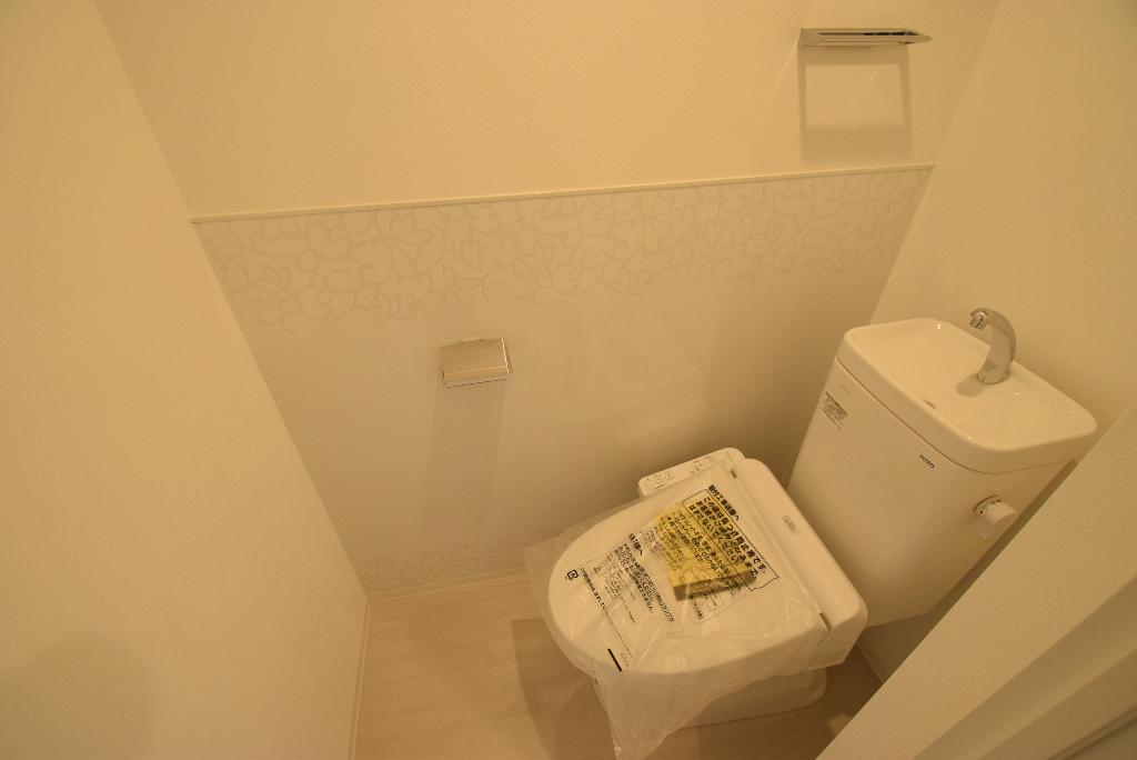 トイレ　シャワー付トイレ