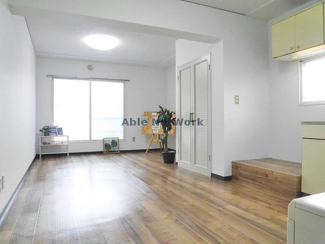 居室・リビング　家具は参考