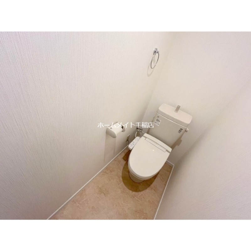 トイレ　ウォシュレット付き♪