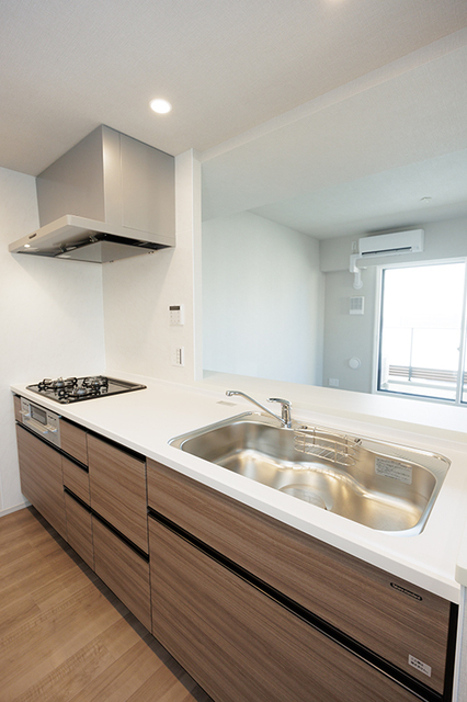 キッチン　※写真は同タイプ住戸です。