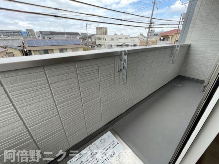 バルコニー　内装は別部屋の参考写真です。