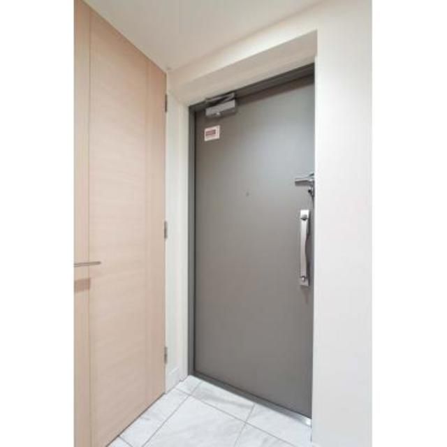玄関　※写真は同タイプ住戸です