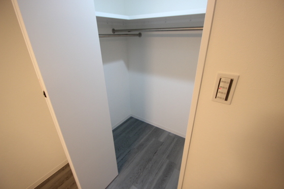 収納　※別部屋の写真です