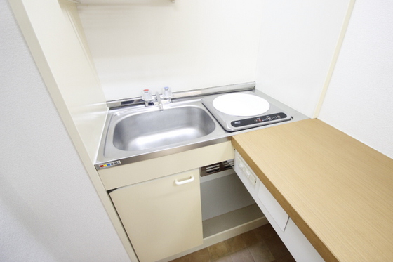 キッチン　※別部屋の写真です