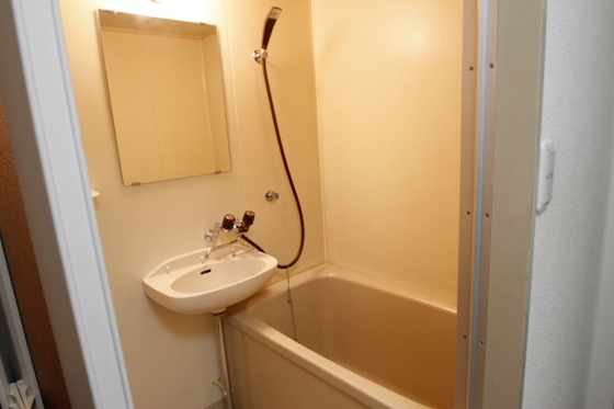 洗面設備　※別部屋の写真です