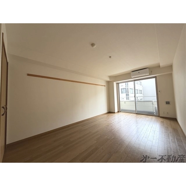 建物外観　洋室