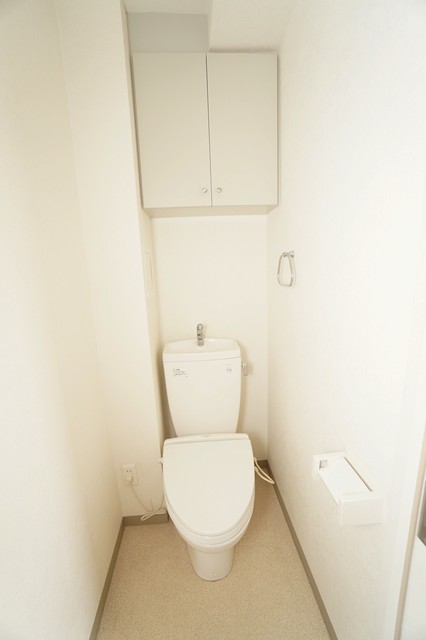 トイレ　※ほかのお部屋の参考写真です※