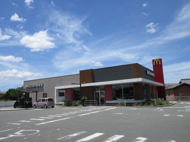 飲食店　マクドナルド２０８大川店（飲食店）まで650m