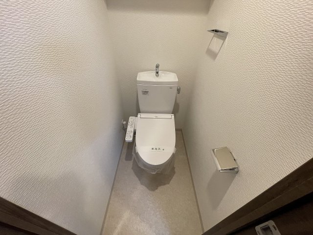 トイレ　落ち着いたトイレです