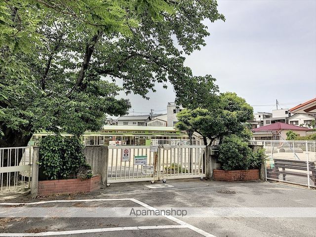 幼稚園・保育園　共長保育園（幼稚園・保育園）まで467m