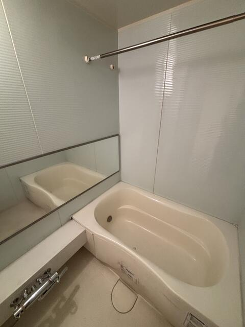 バス・シャワールーム　お風呂です