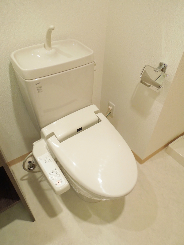 HF四条河原町レジデンスのトイレ写真