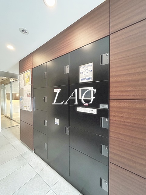ガリシア新宿都庁前の外観写真