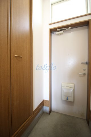 東急田園都市線 鷺沼駅 徒歩22分 2階建 築26年の玄関写真