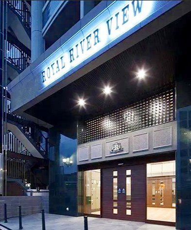 建物外観　高級感あふれる佇まい