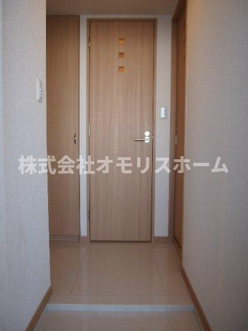 ルーブル旗の台弐番館の玄関写真