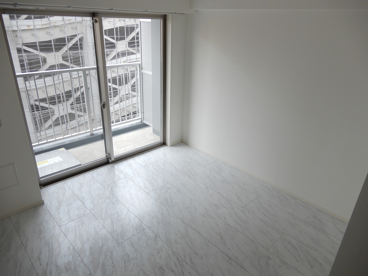 居室・リビング　洋室6.1帖