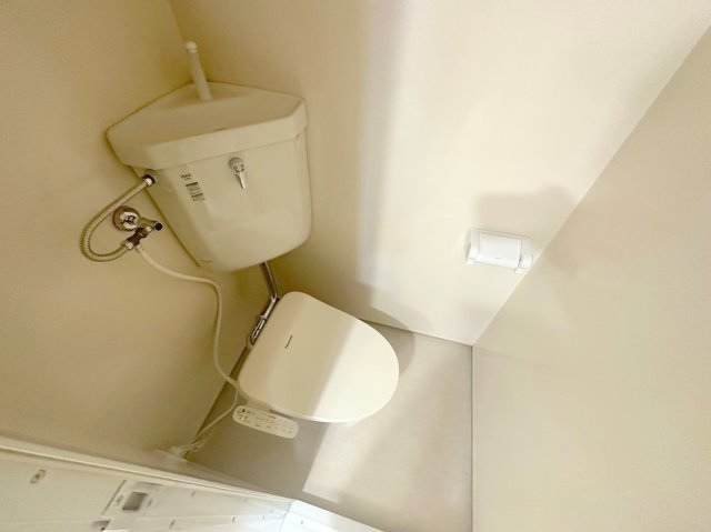 トイレ　清潔感のあるトイレは、誰もがリラックスできる空間です。