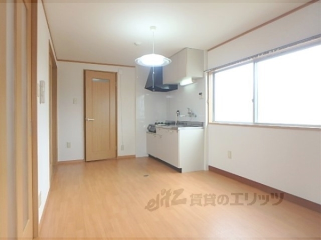 居室・リビング　リビング