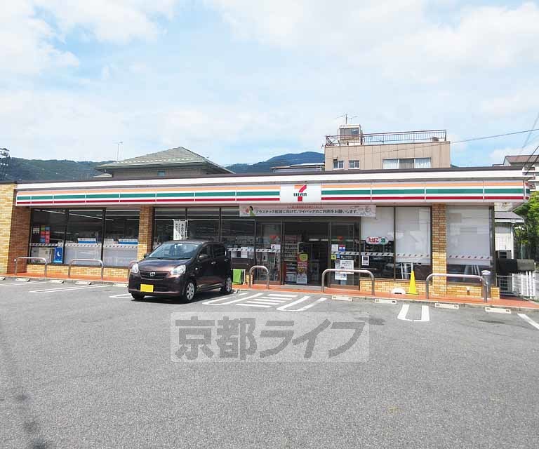 【大津市唐崎のアパートのコンビニ】