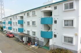 松戸市二十世紀が丘萩町のマンションの建物外観