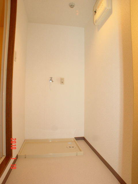 洗面設備　洗濯機置場