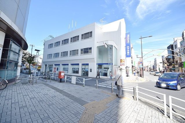 【飯能市山手町のアパートの銀行】