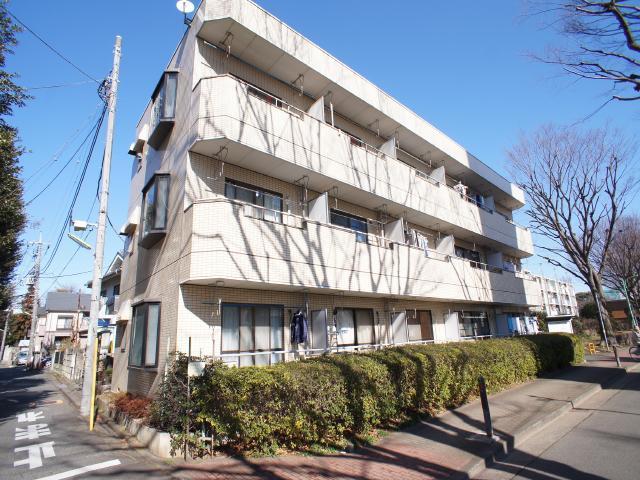 世田谷区祖師谷のマンションの建物外観