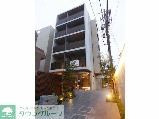 シーフォルム東新宿IIの建物外観