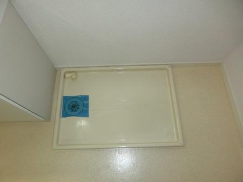 サンライズ春日丘　その他設備　洗濯パン