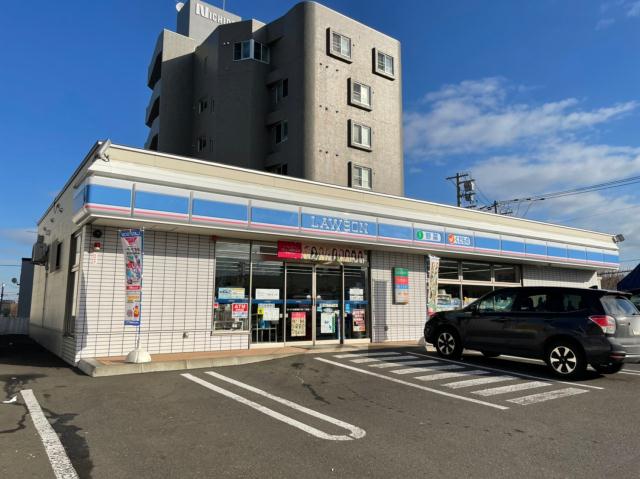 コンビニ　ローソン（コンビニ）まで59m