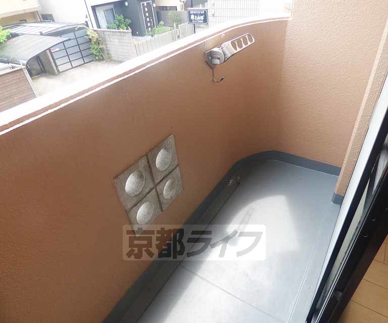 バルコニー　バルコニです。