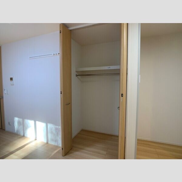 収納　クローゼット