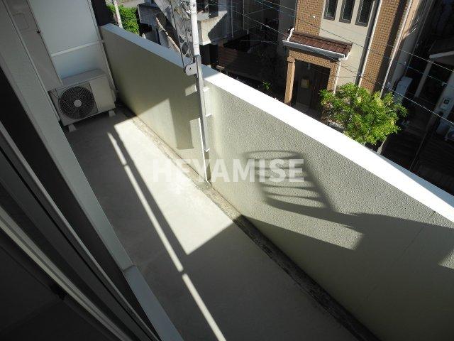 バルコニー　同物件の別号室の画像となります。