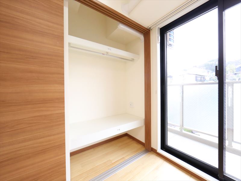 収納　クローゼット