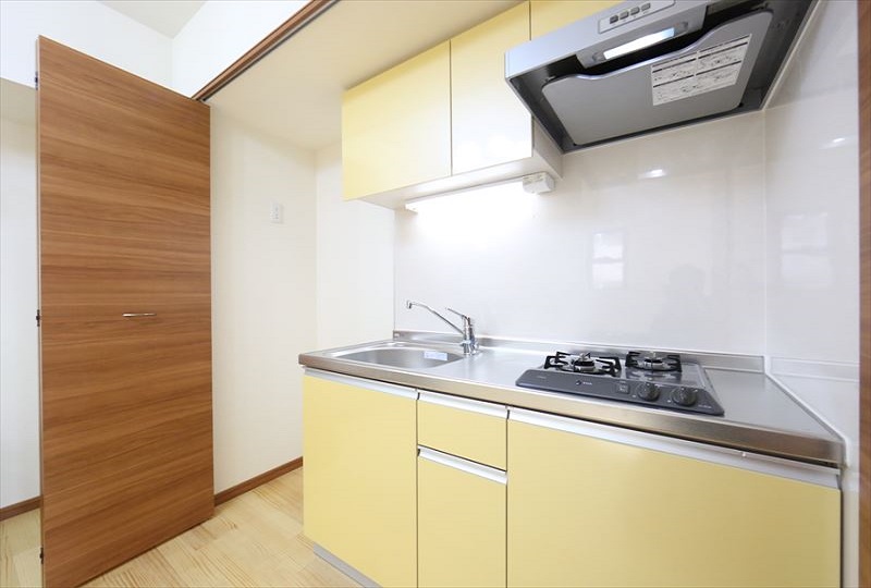 キッチン　システムキッチン（ガス2口コンロ）