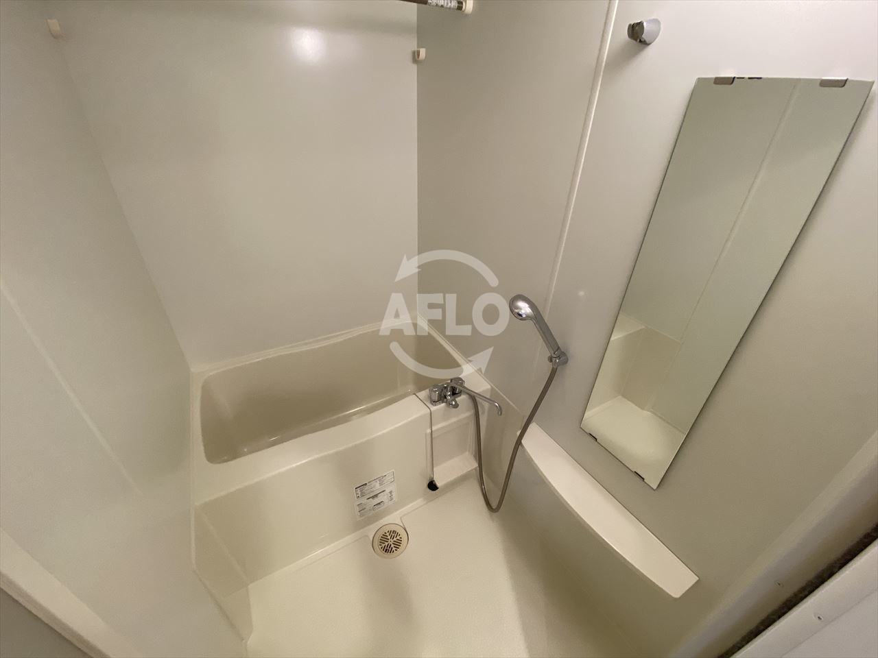 バス・シャワールーム　アーデン谷町　浴室