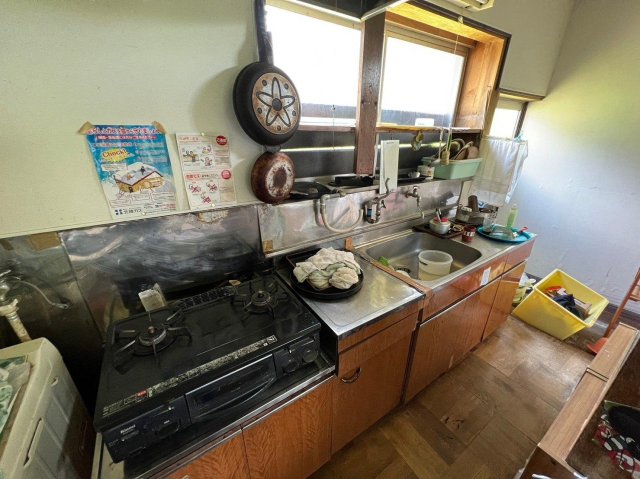 キッチン　生活に揃った日用品はそのまま使っても構いません