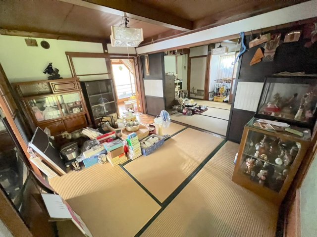 その他設備　たくさんの収納棚も自由にお使い下さい