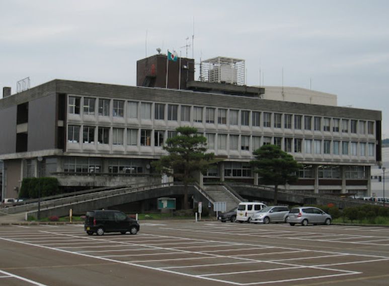 役所　小千谷市 市役所 健康未来こども課（役所）まで1298m