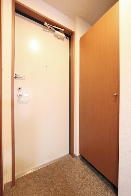 玄関　玄関　シューズボックス