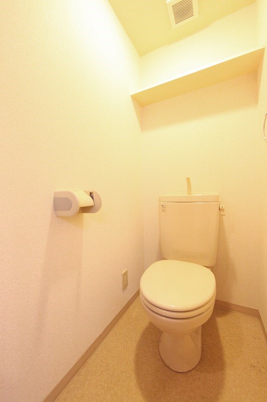 トイレ　温水洗浄便座取付け可能