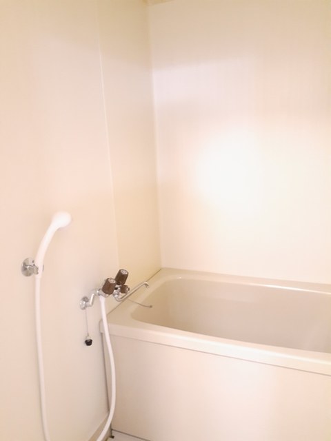 バス・シャワールーム　ゆったりバスルーム♪