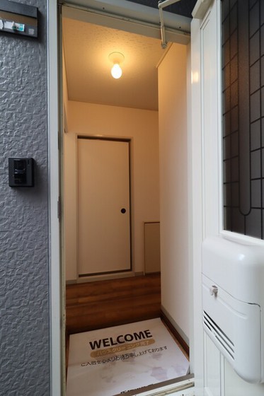 玄関　※他号室の写真です