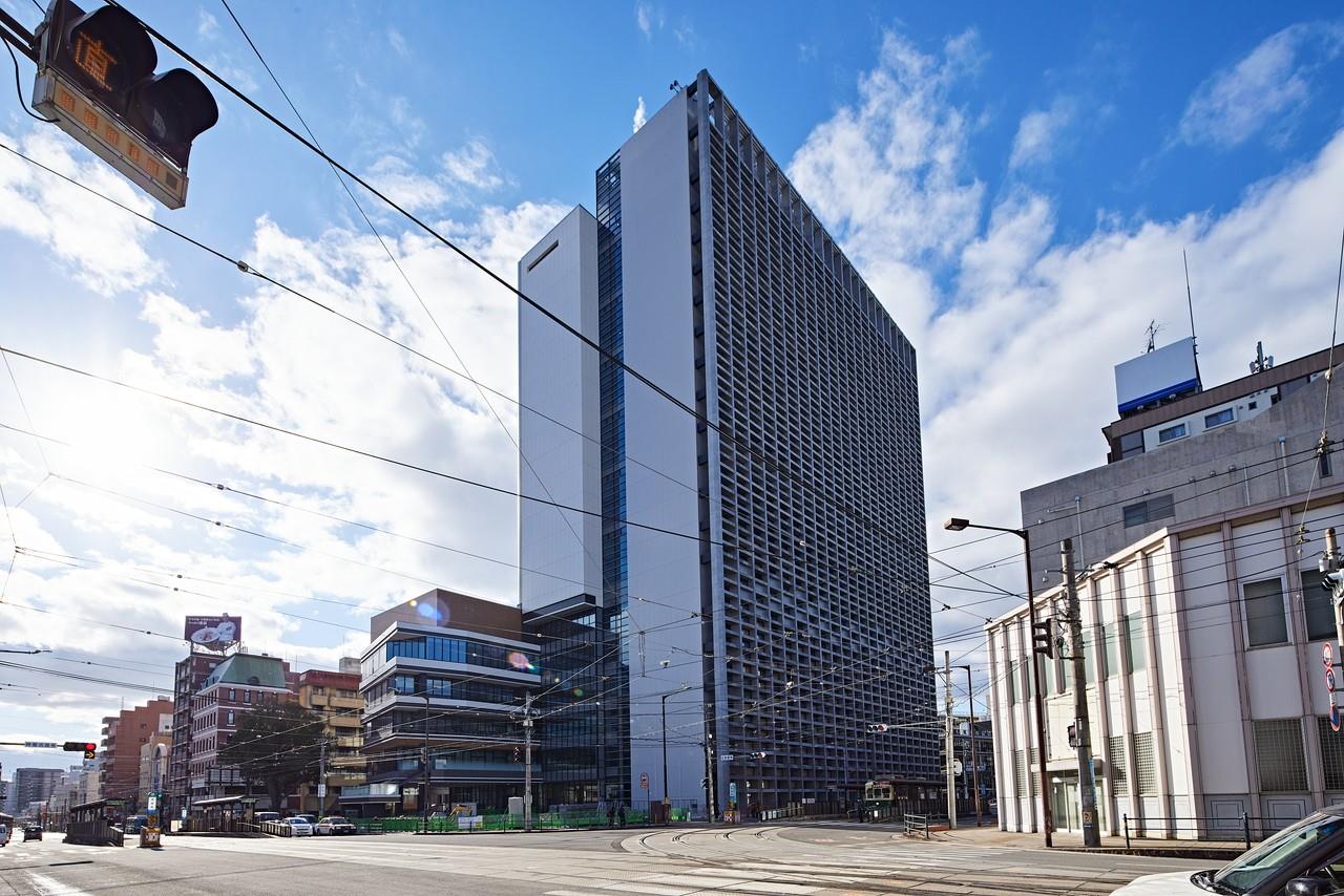 役所　長崎市役所（役所）まで572m